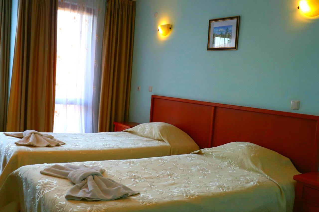 Family Hotel Nadine Bansko Ngoại thất bức ảnh