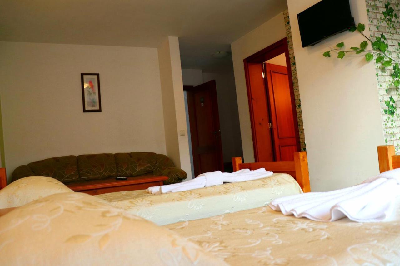 Family Hotel Nadine Bansko Ngoại thất bức ảnh