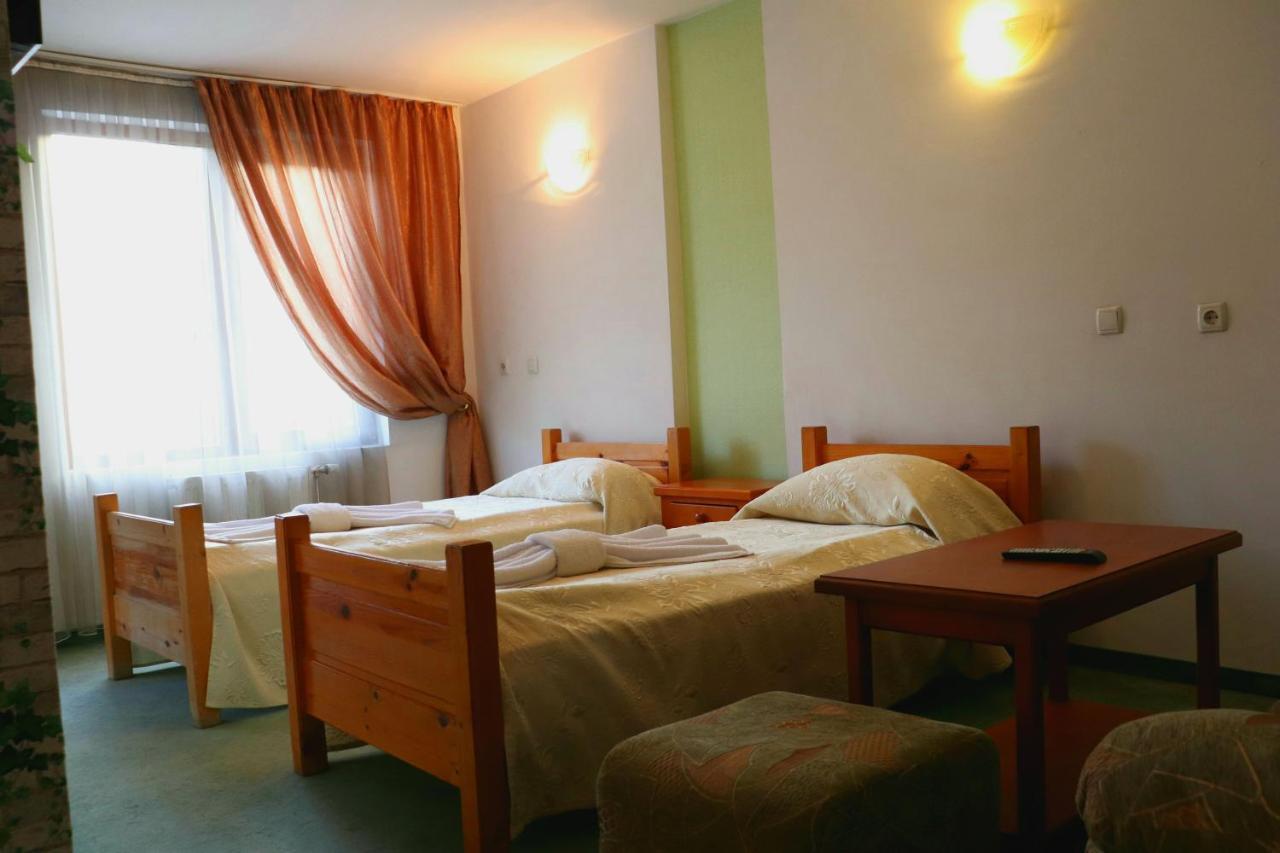 Family Hotel Nadine Bansko Ngoại thất bức ảnh